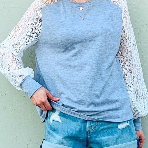 And the Why Lace Raglan Sleeve Top - Picture 3 of 5